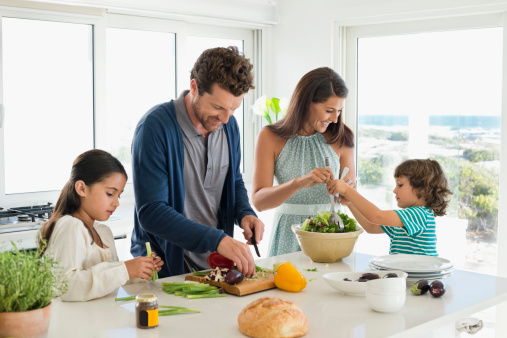 Apprendre à Bien Manger à La Cantine - Famille Magazine