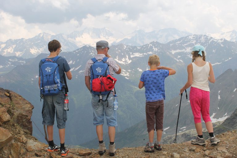 Réussir ses vacances en famille à la montagne